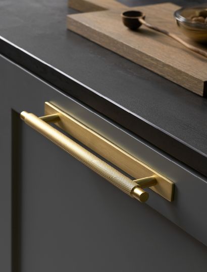 Furnipart Manor Back Handle - Gold