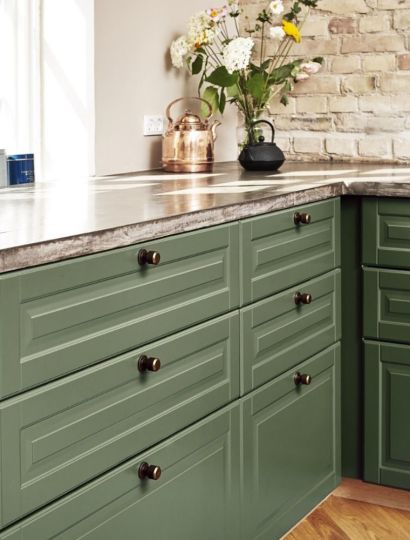 Furnipart Manor Round - Antique Brass